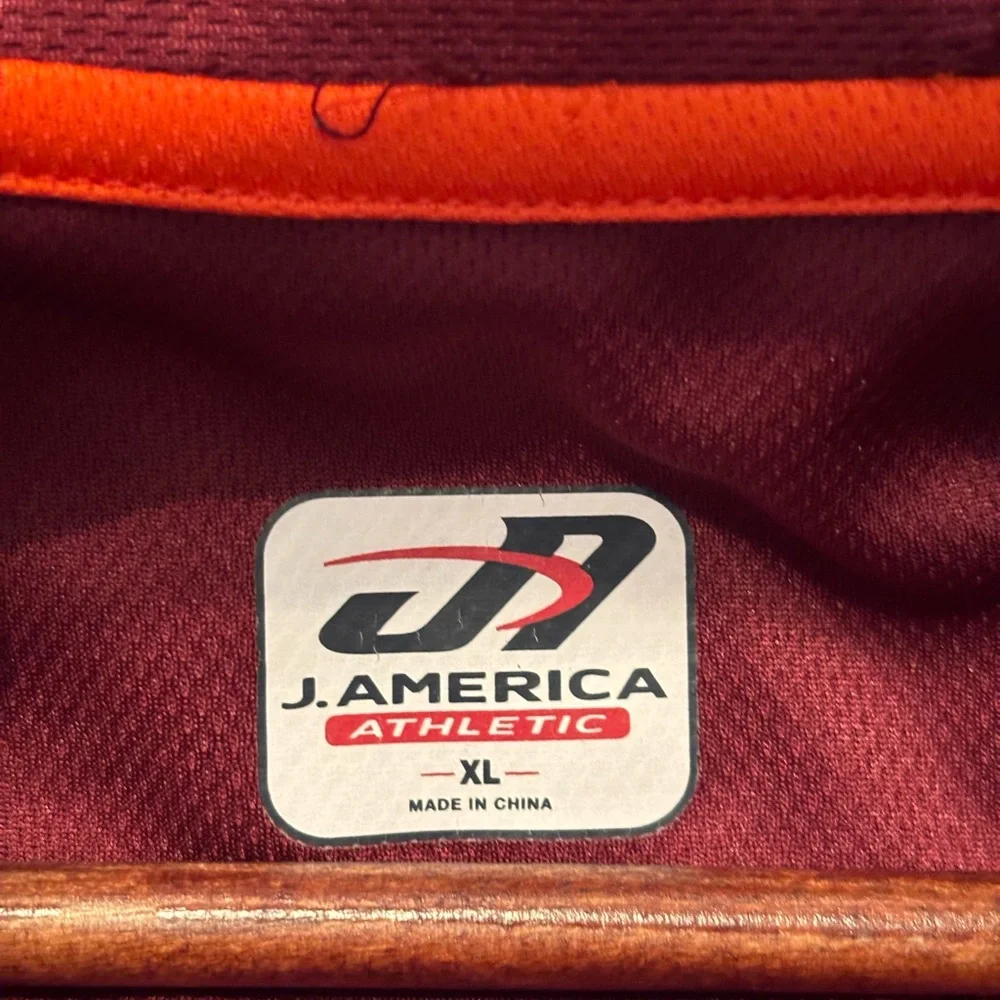 Virginia Tech polo by J America men’s size XL